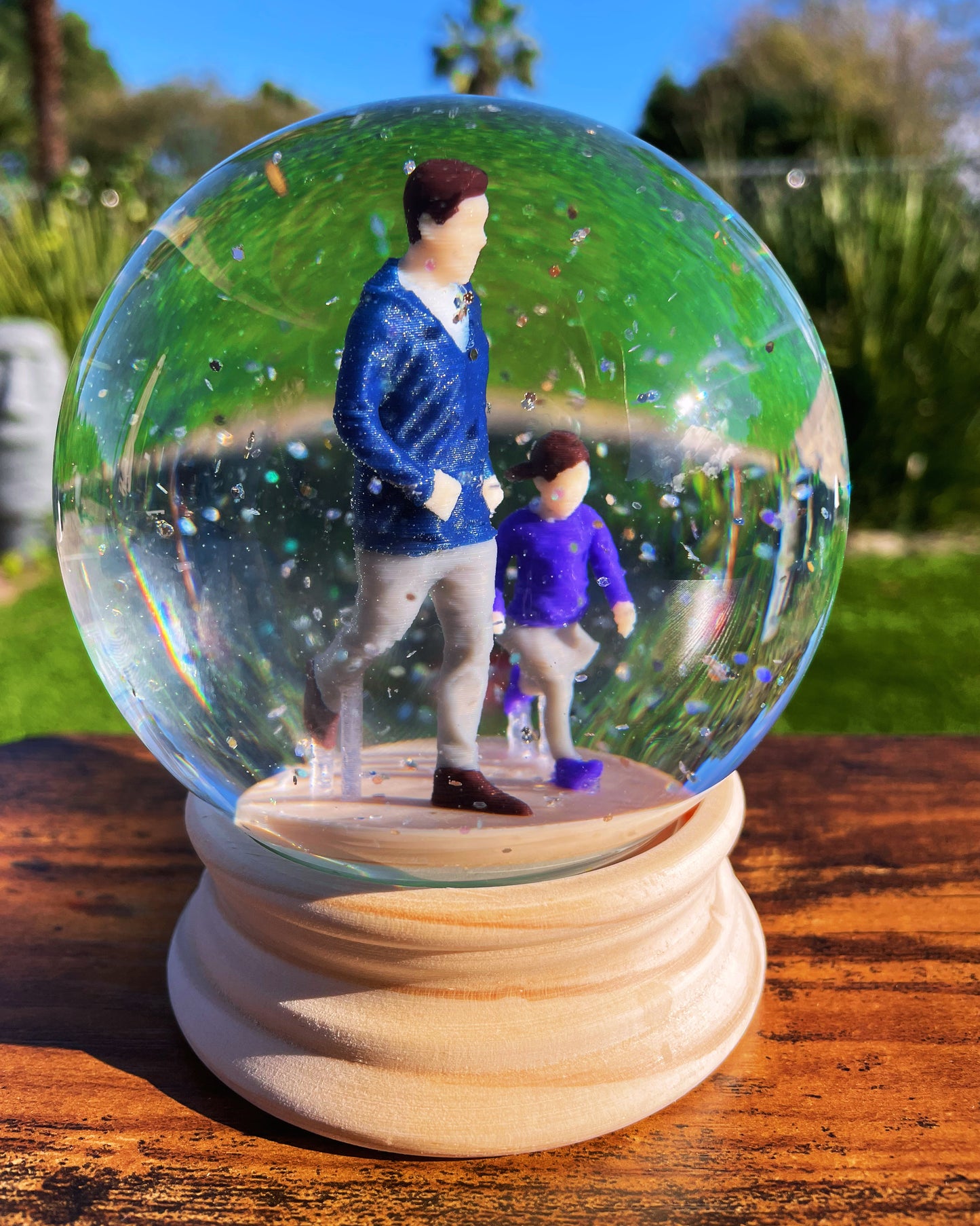 4 Inch SnowGlobe-Waterless